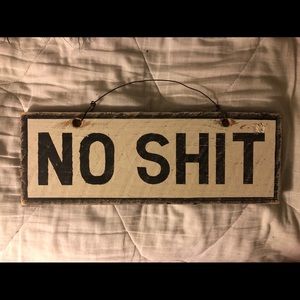 Brandy Melville Sign